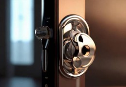 青稞智能锁故障售后维修中心分解:智能锁锁芯稳固防护，面板安全升级体验