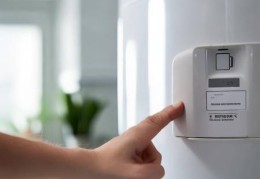 迅达热水器客服维修服务热线解析=百乐满热水器故障排查：不打火原因及解决方法