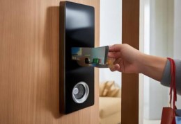 青稞智能锁全国售后热线服务介绍-三星智能锁刷卡解锁，安全便捷生活新选择