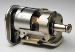 德奥西智能指纹锁预约热线咨询分析〖指纹锁屋内反锁技巧，安全无忧生活必备〗