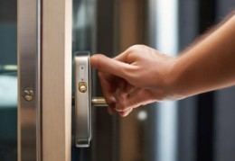 惠氏智能指纹锁热线服务网讲解%柜门指纹锁解不开怎么办？快速解决技巧分享