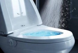 汉莎智能马桶400官方售后传授+智能马桶清洗技巧：如何轻松获得清凉体验