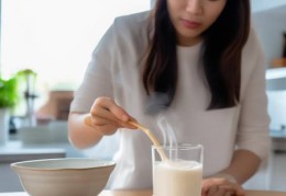 澳莱斯(AOLAISI)家电电话热线解释〖豆浆隔夜冷藏后还能喝吗？〗